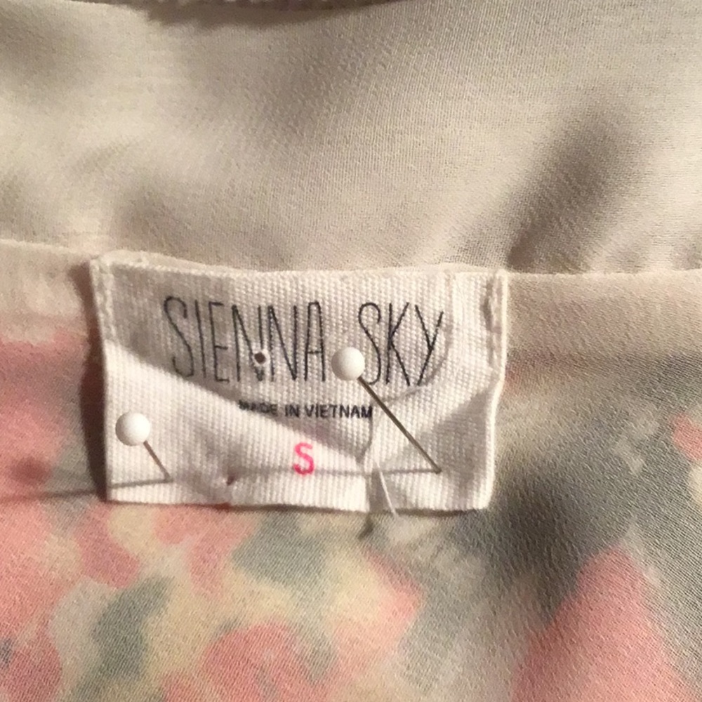 SIENNA SKY blouse - Picture 6 of 9